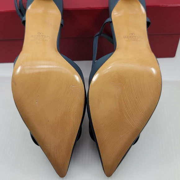 Garavani Valentino VLOGO SIGNATURE CALFSKIN SLINGBACK PUMP - 3" - Picture 9 of 11